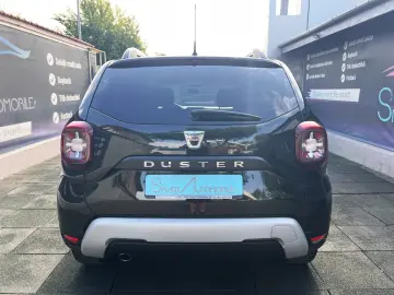 DACIA DUSTER 4X4 ORANGE