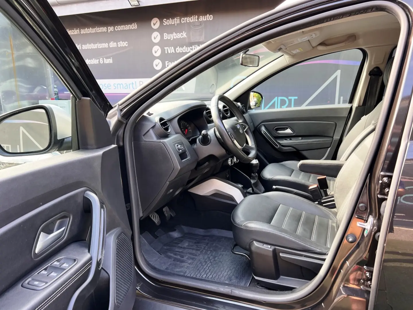 DACIA DUSTER 4X4 ORANGE