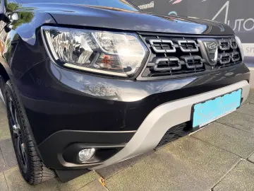 DACIA DUSTER 4X4 ORANGE