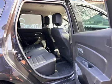 DACIA DUSTER 4X4 ORANGE