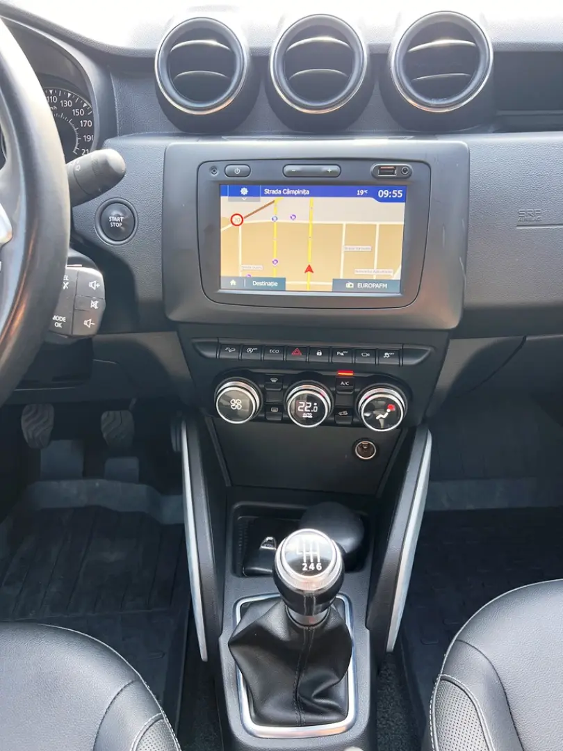 DACIA DUSTER 4X4 ORANGE
