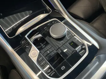 X6 xDr30d M Sport