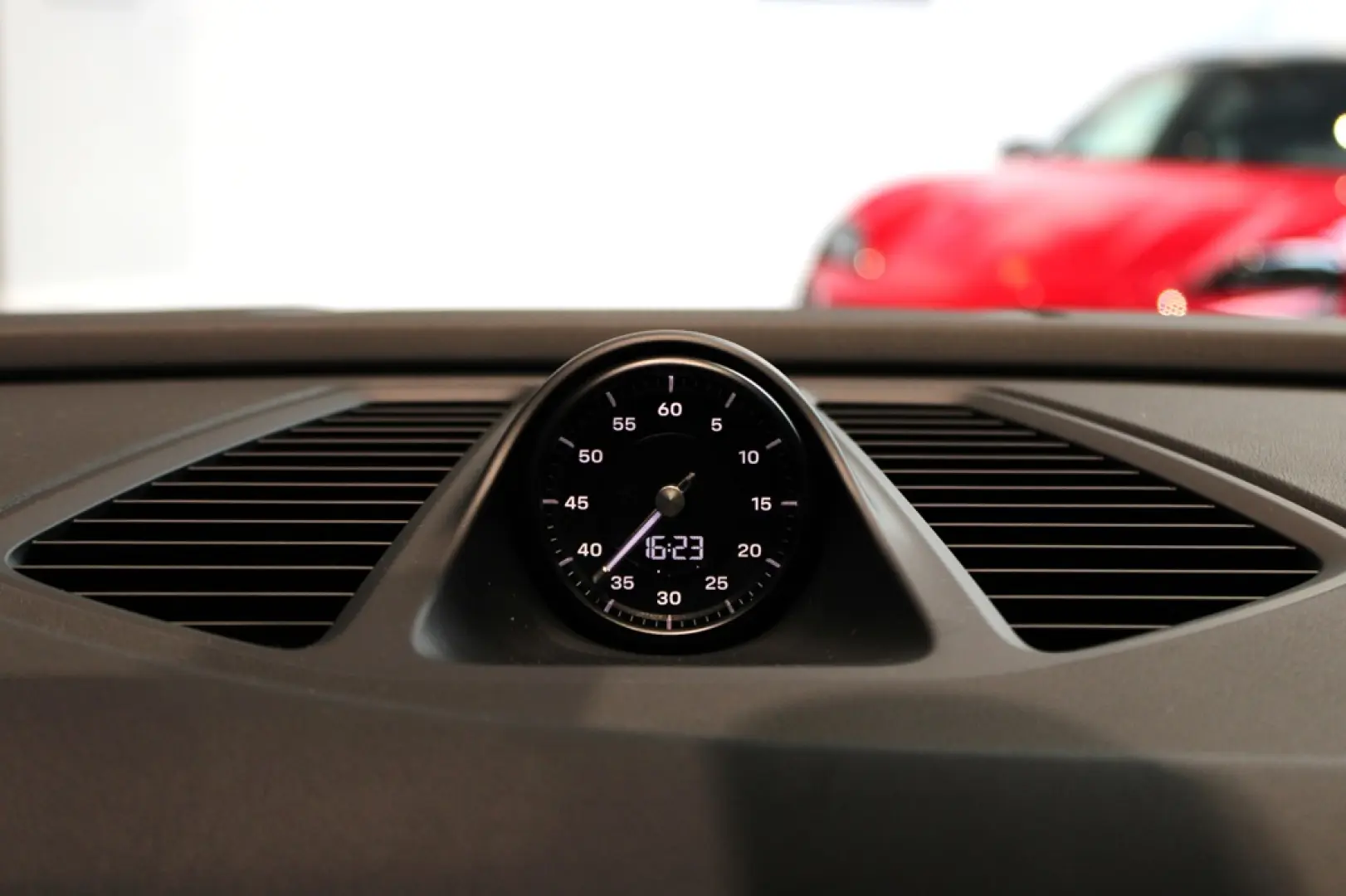 Porsche Macan Electric