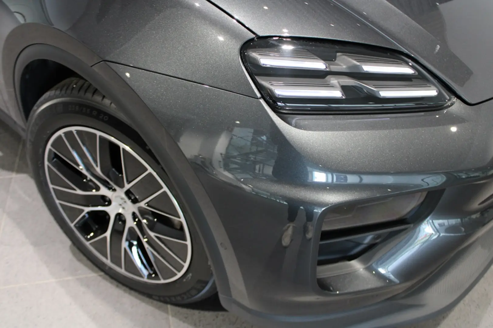 Porsche Macan Electric
