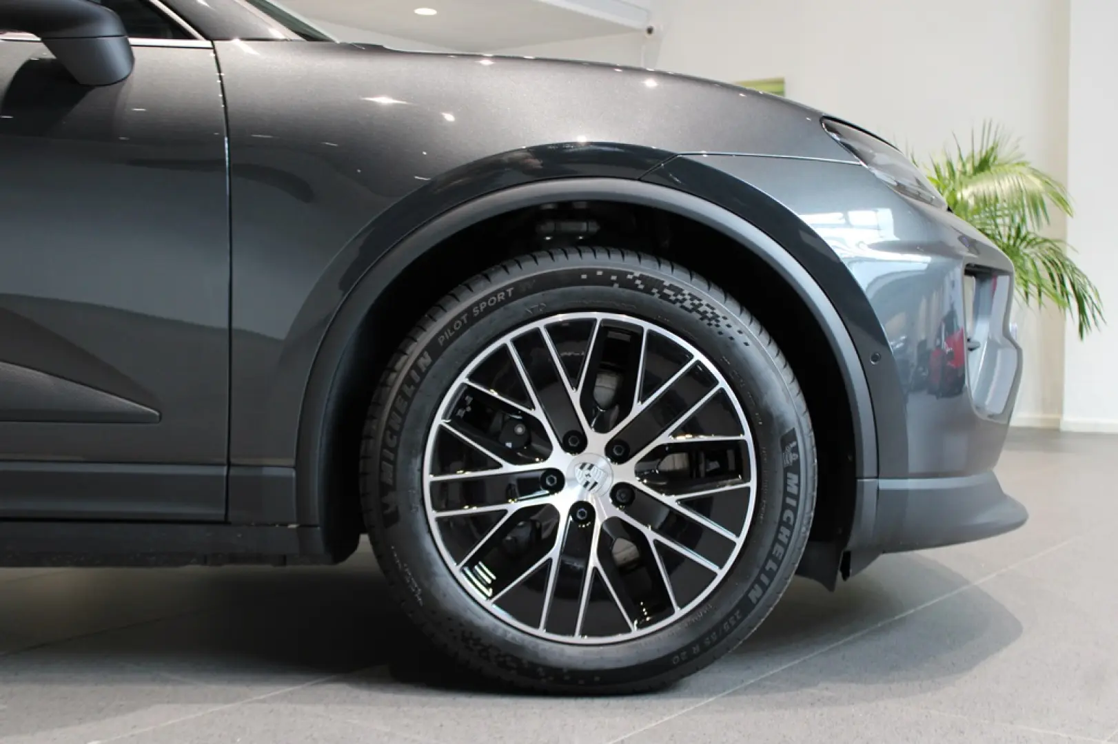 Porsche Macan Electric