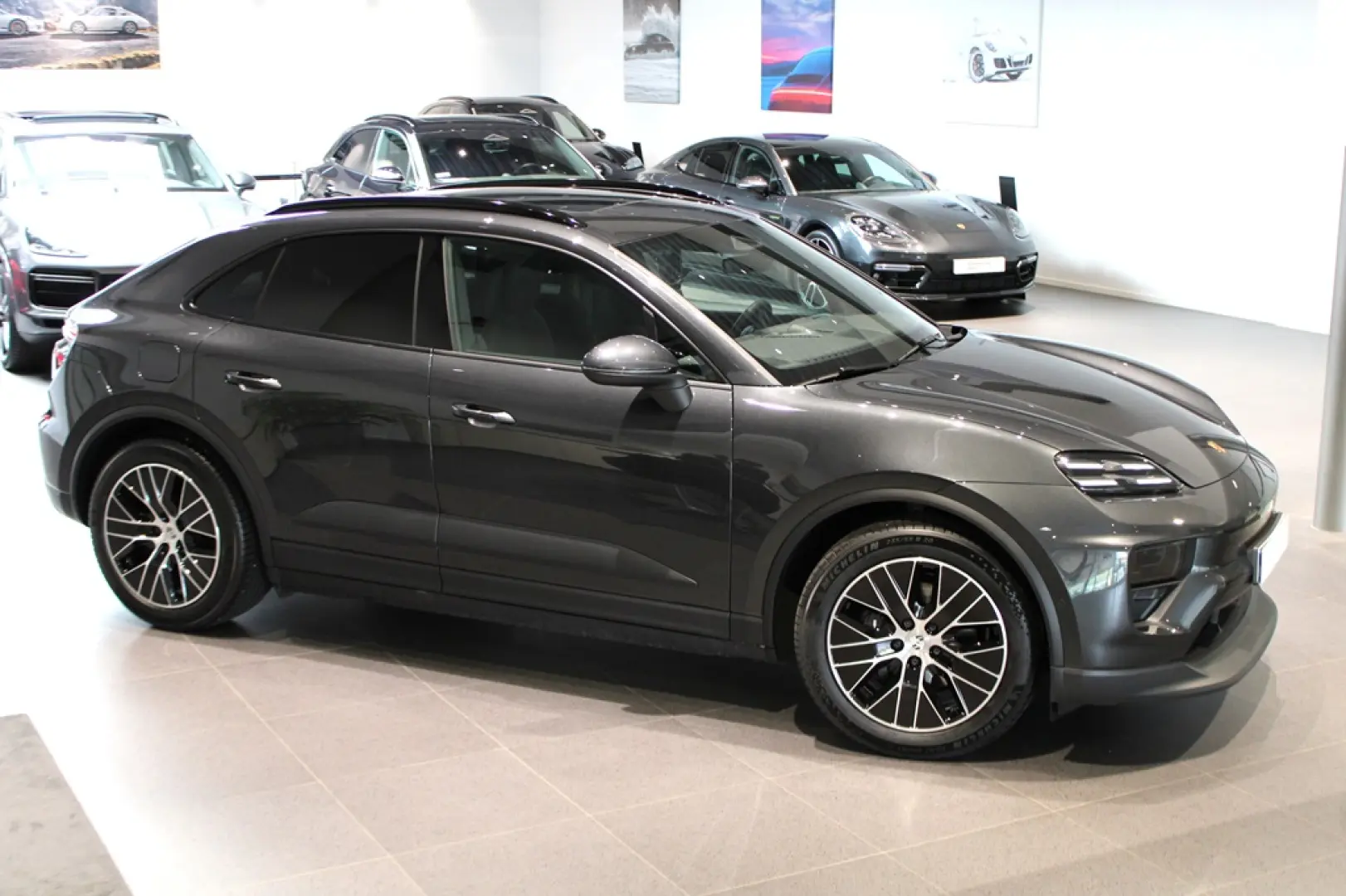 Porsche Macan Electric