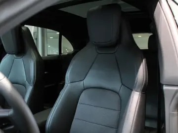 Porsche Macan Electric