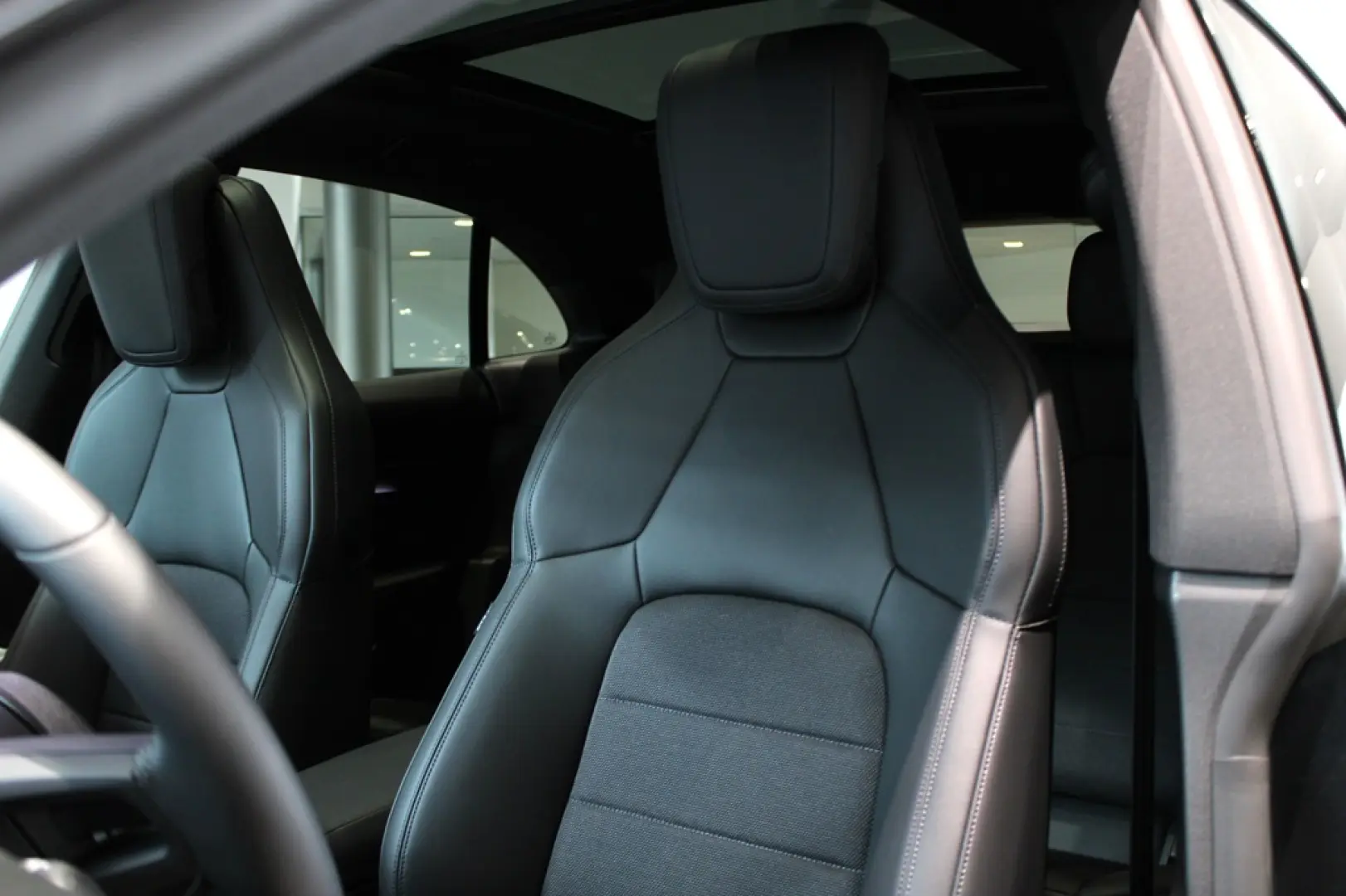 Porsche Macan Electric