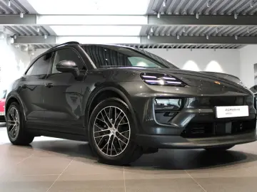 Porsche Macan Electric