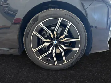 740d xDrive M Sport|SkyLounge|B&W