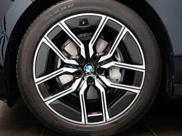 740d xDrive/360/LED/B&W/Pano/HeadUp/SoftClose