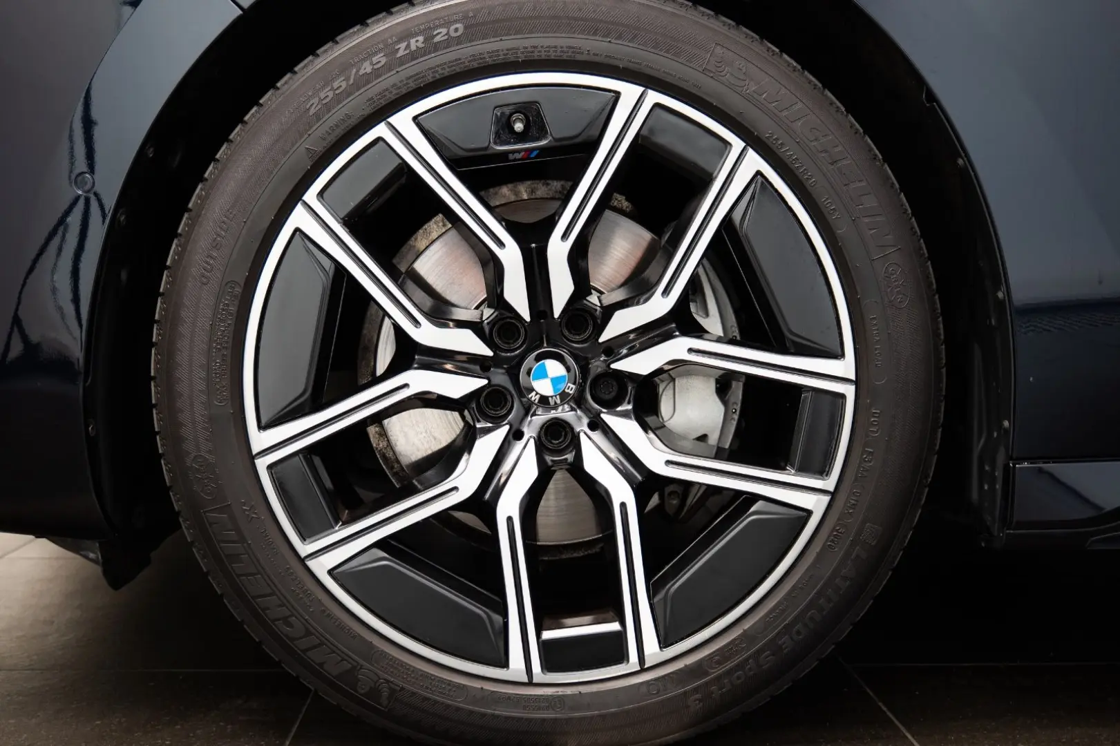 740d xDrive/360/LED/B&W/Pano/HeadUp/SoftClose