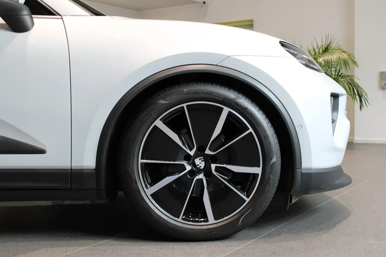 Porsche Macan 4 Electric