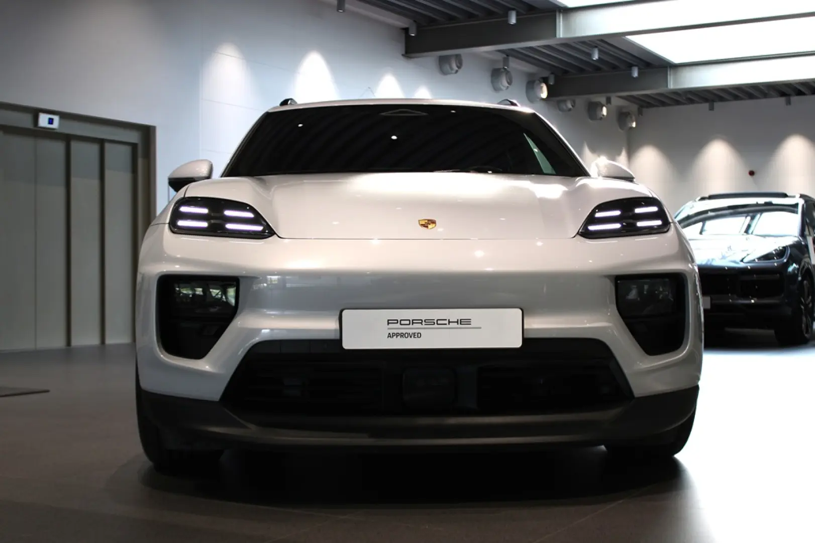 Porsche Macan 4 Electric