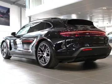 Porsche Taycan Sport Turismo