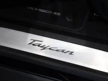 Porsche Taycan Sport Turismo