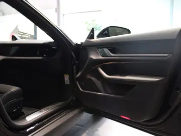 Porsche Taycan Sport Turismo