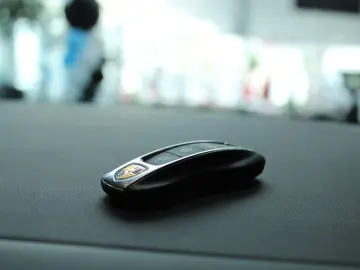 Porsche Taycan 4 Cross Turismo