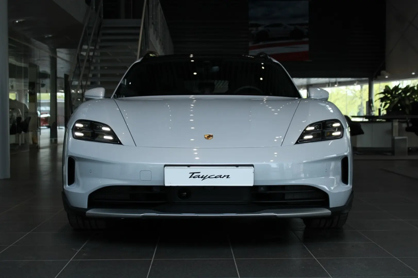 Porsche Taycan 4 Cross Turismo