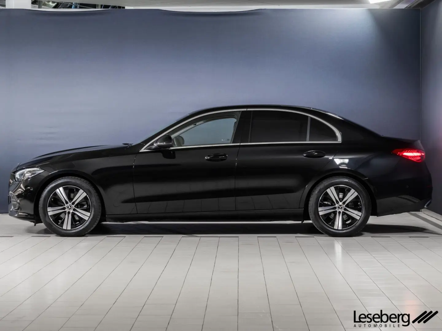 C 220 d AVANTGARDE LED   AHK  DISTRONIC  Kamera