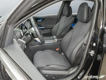 C 220 d AVANTGARDE LED   AHK  DISTRONIC  Kamera