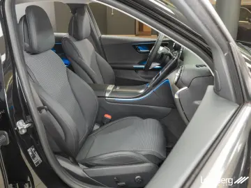 C 220 d AVANTGARDE LED   AHK  DISTRONIC  Kamera