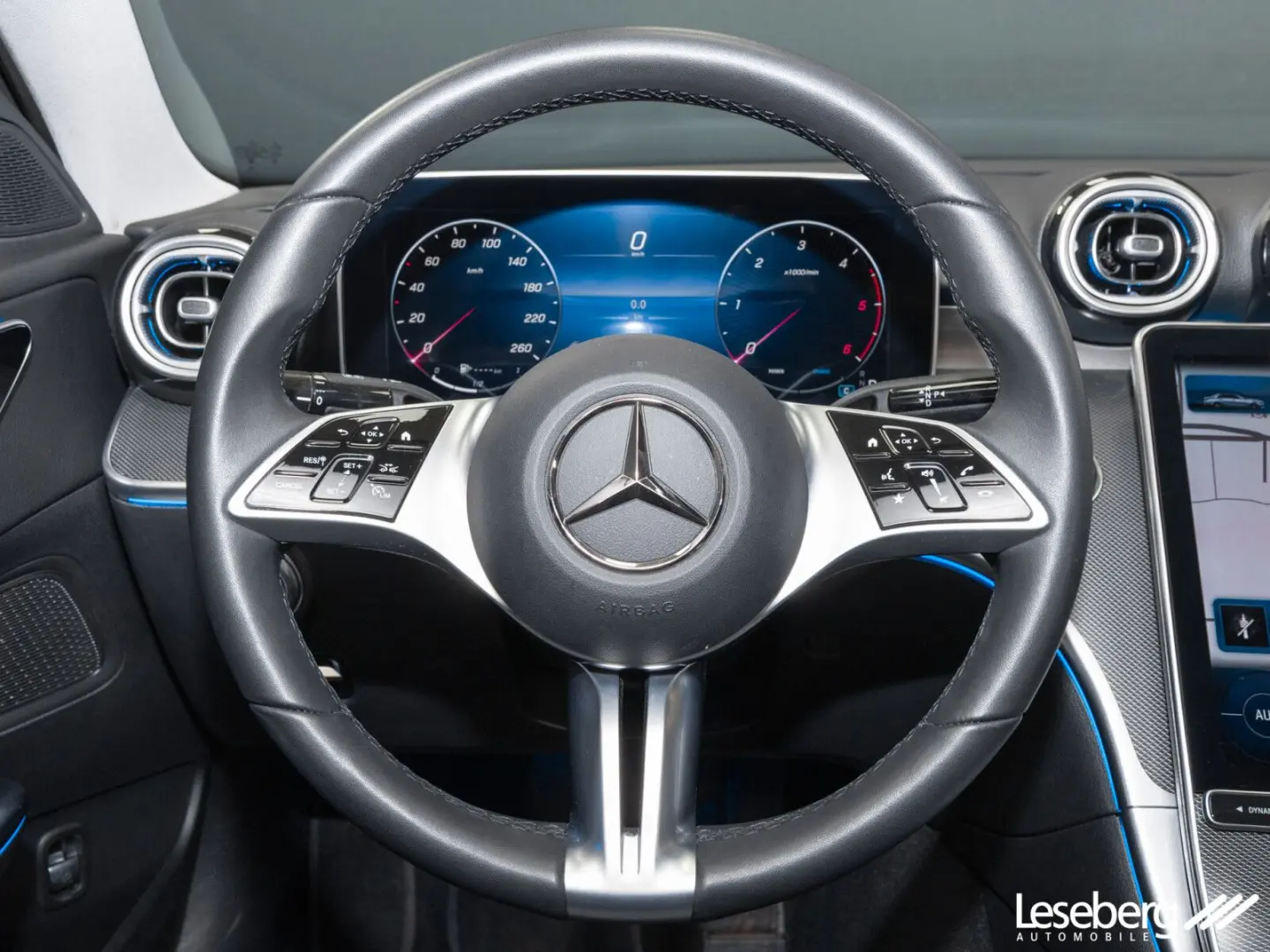 C 220 d AVANTGARDE LED   AHK  DISTRONIC  Kamera