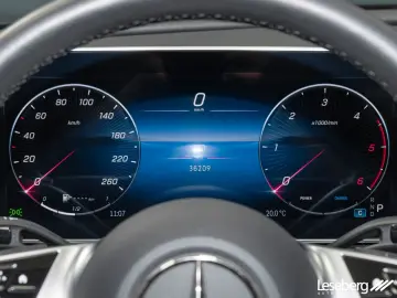 C 220 d AVANTGARDE LED   AHK  DISTRONIC  Kamera