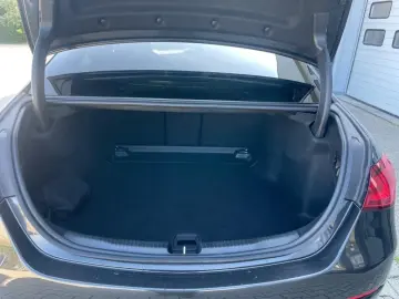 C 220 d Avantgarde AHK TWA MBUX Ambi RKam CarP