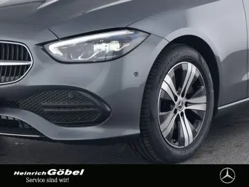 C 220 d AVANTGARDE AHK TOTWINKEL LED KAMERA SMI