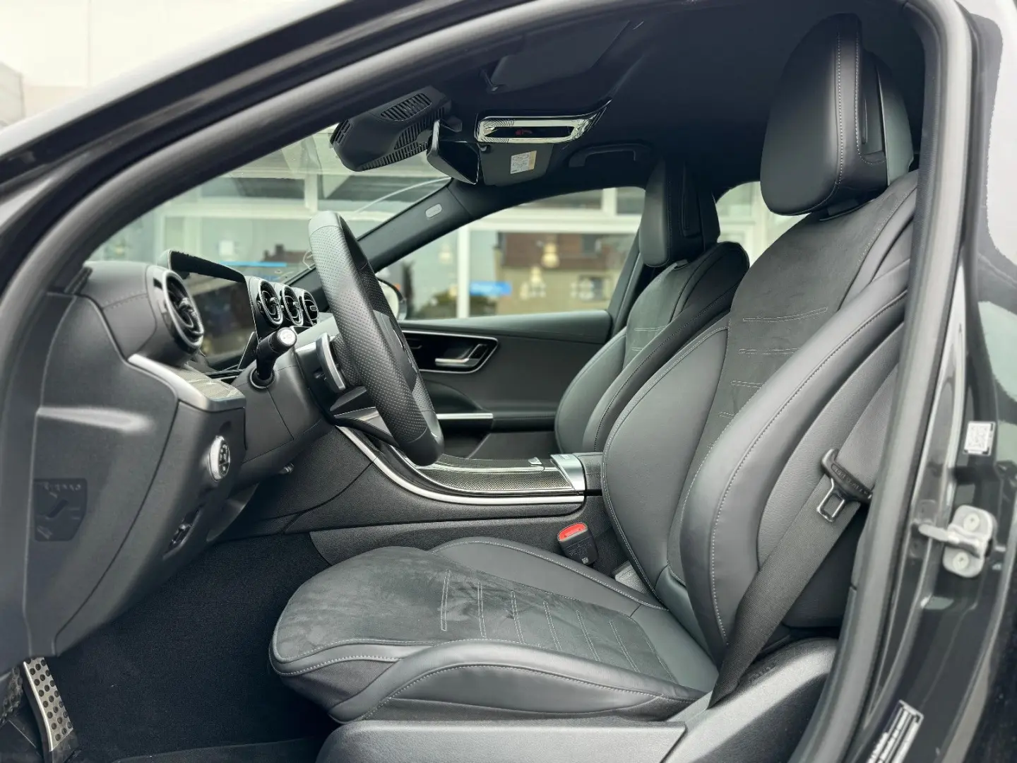 C220d LIMO AMG LINE WIDESCREEN KAMERA MBUX