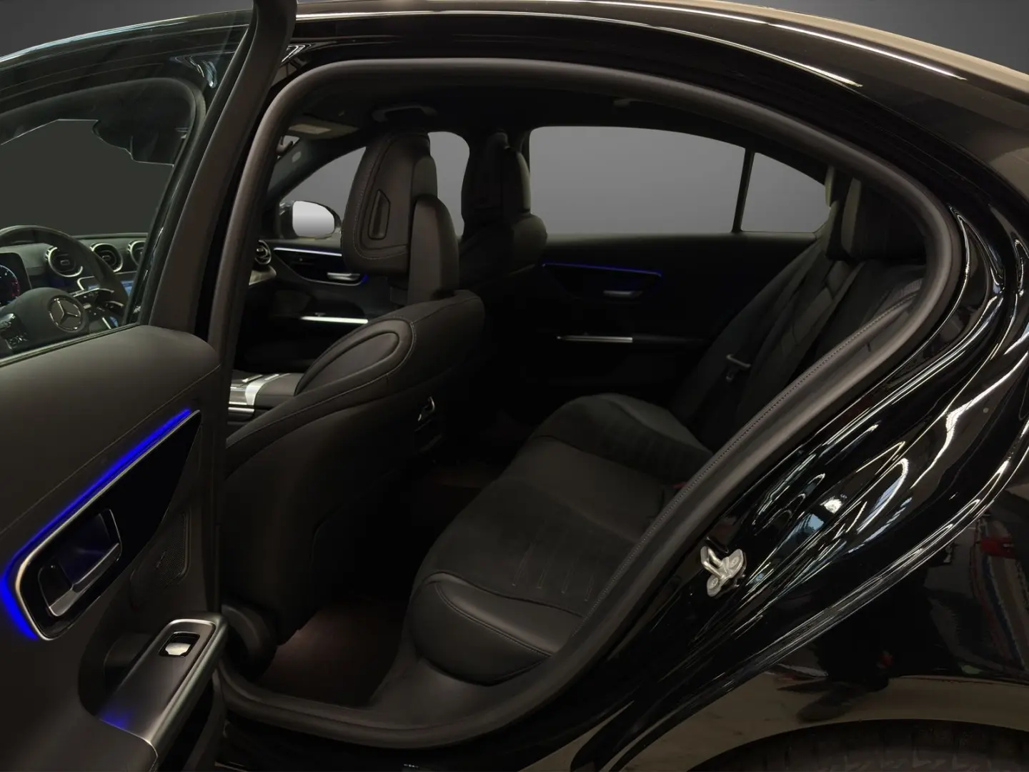 C 220 d AMG Spurhalte AHK Alarm Keyless Kamera