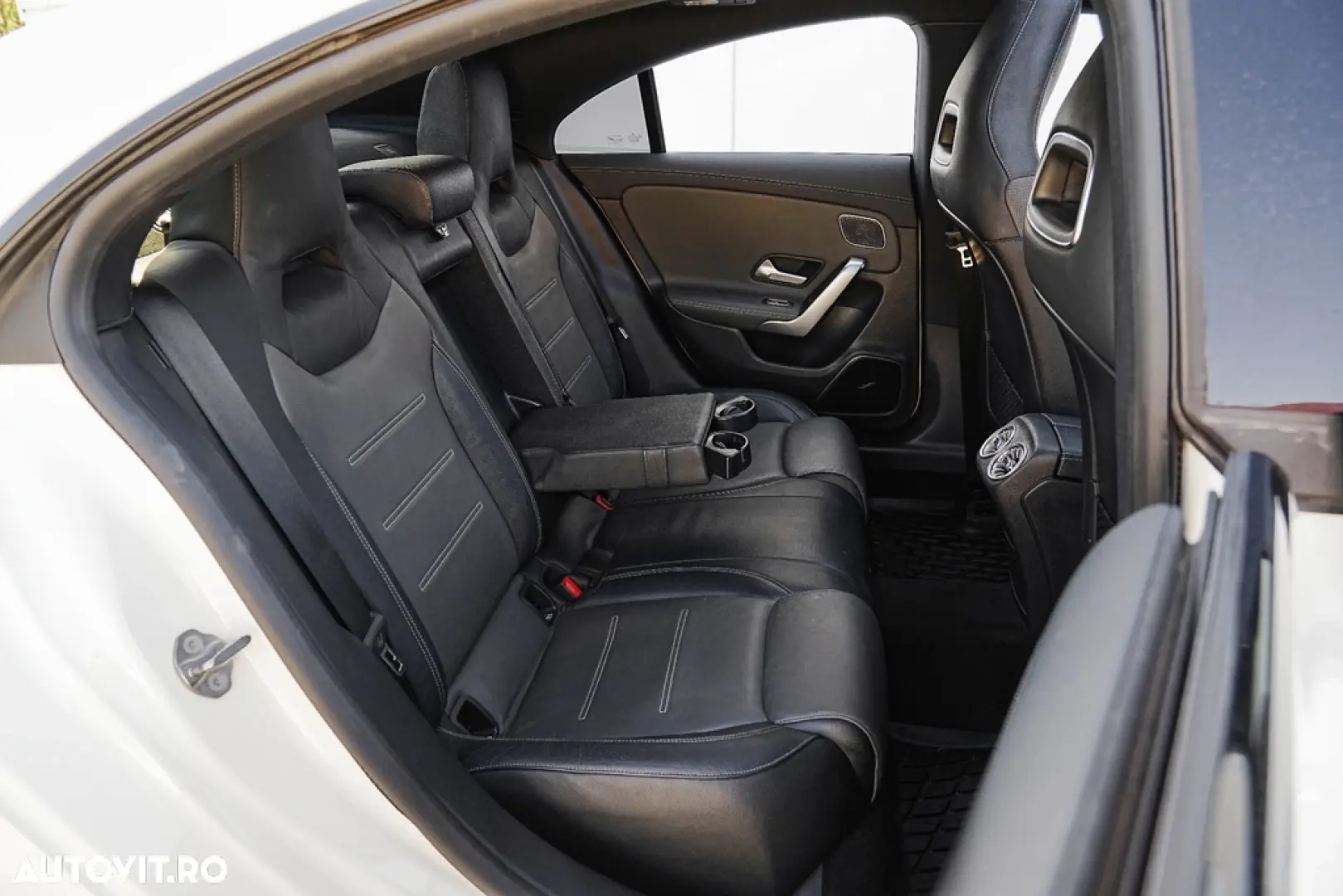 Mercedes-Benz CLA AMG 35 4Matic AMG Speedshift 7G-DCT