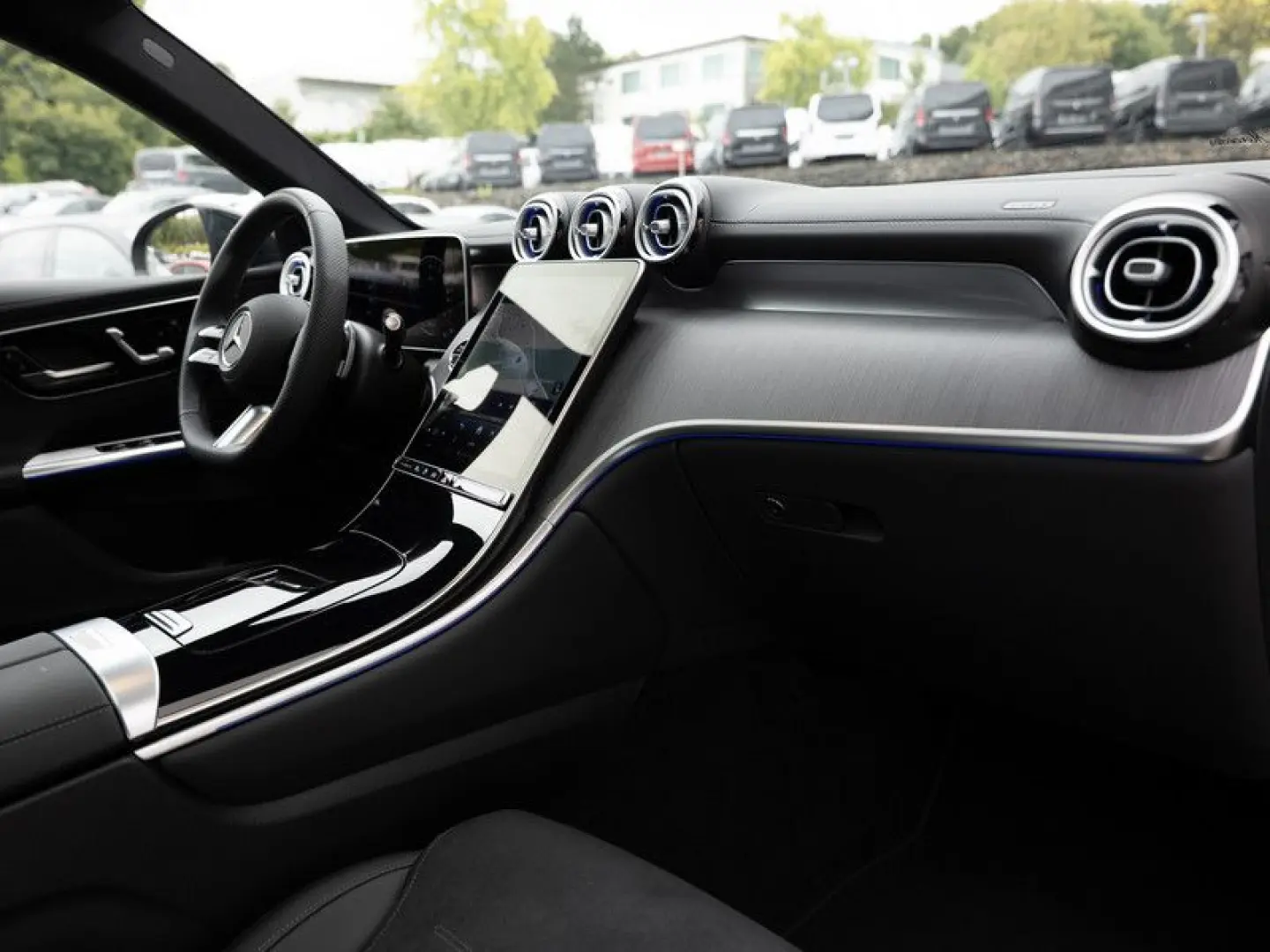 GLC 300 e 4M AMG-Sport 360 Pano AHK Distr Night
