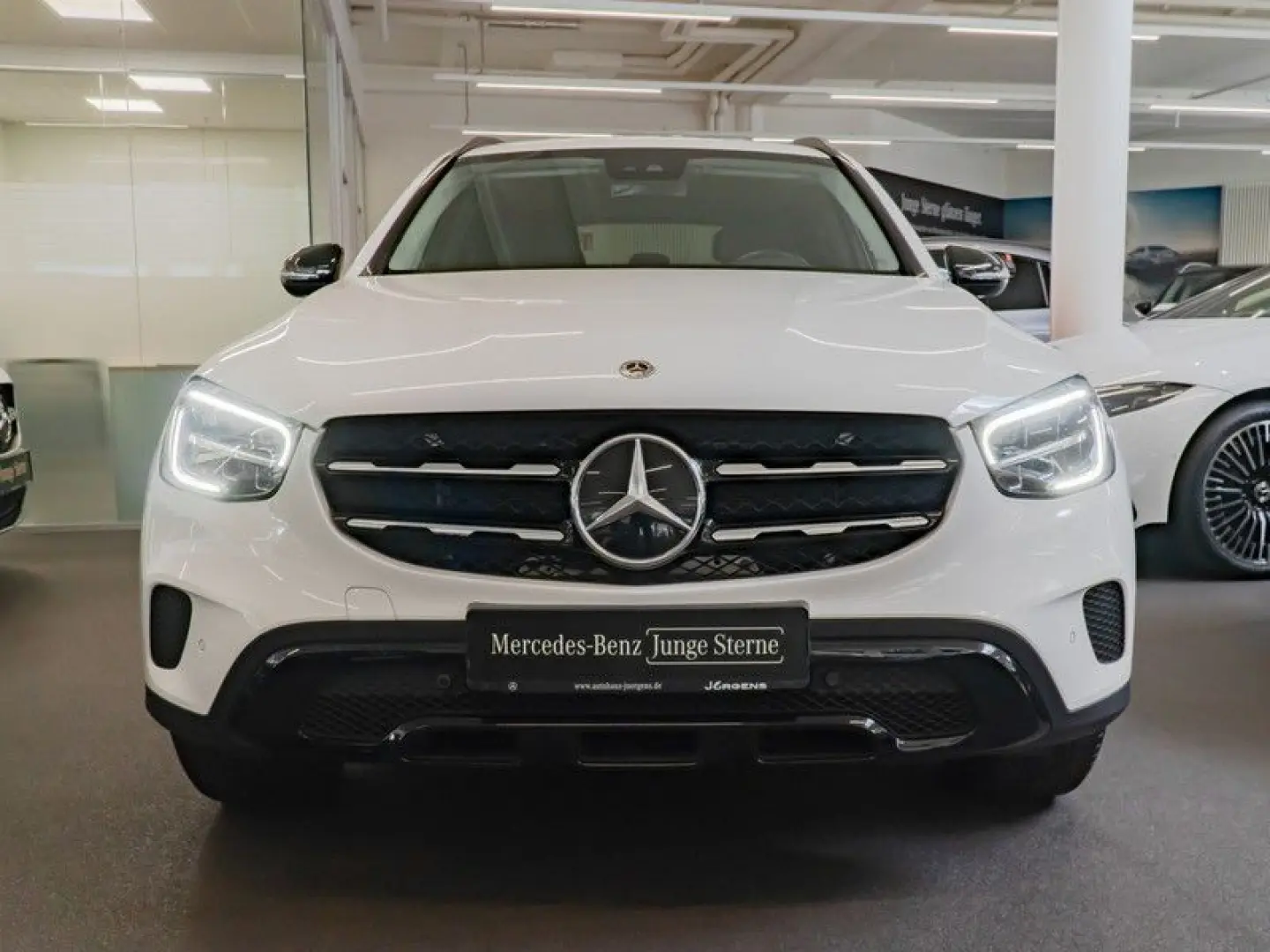 GLC 300 e 4M Avantgarde Wide Night Cam Totw 19'
