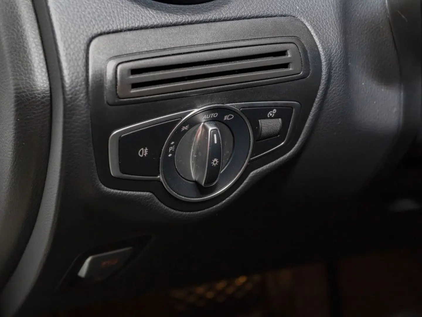 GLC 300 e 4M Avantgarde Wide Night Cam Totw 19'