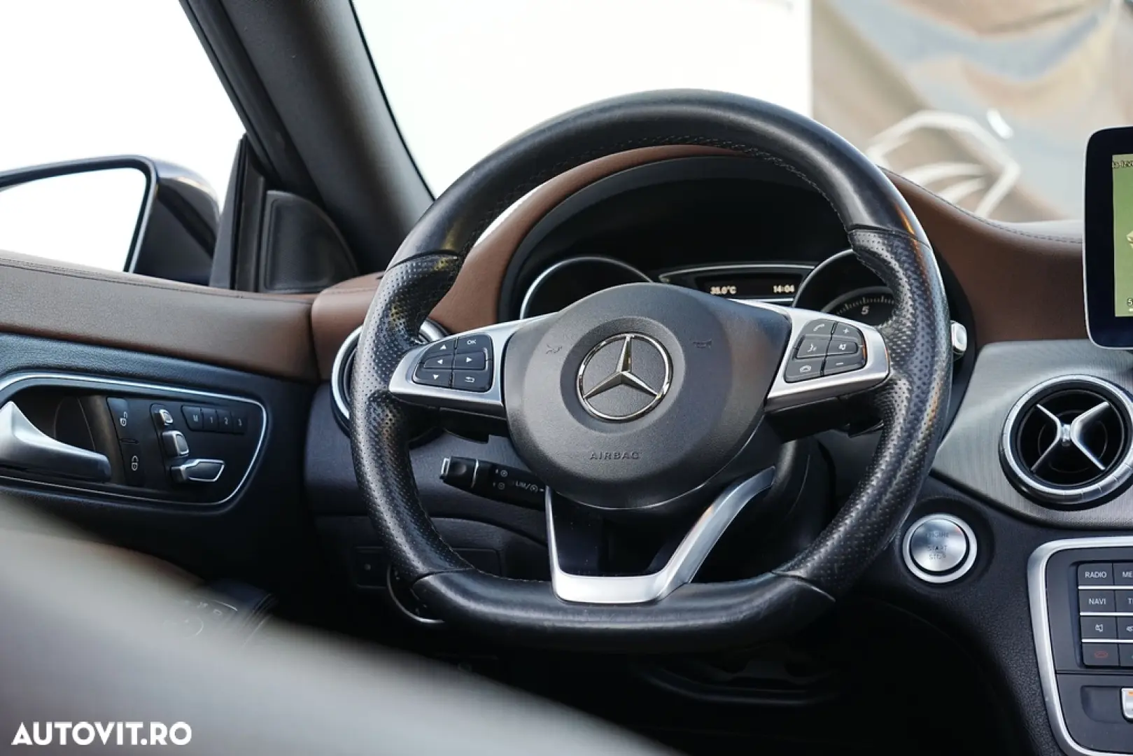 Mercedes CLA 180 benzina 122cp pachet AMG