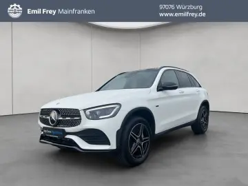 GLC 300 e 4M AMG Night 4xHighEnd AHK Panodach