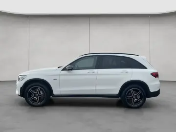 GLC 300 e 4M AMG Night 4xHighEnd AHK Panodach