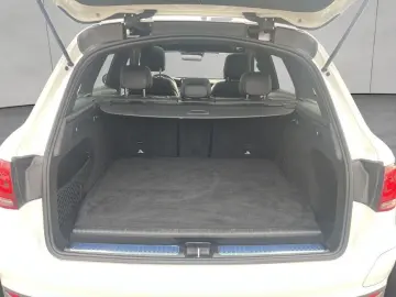 GLC 300 e 4M AMG Night 4xHighEnd AHK Panodach