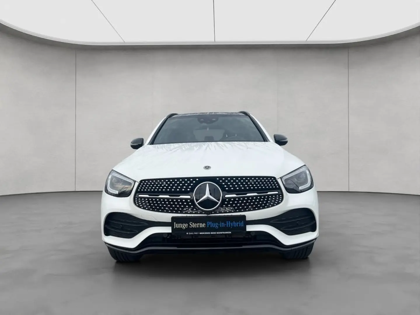 GLC 300 e 4M AMG Night 4xHighEnd AHK Panodach