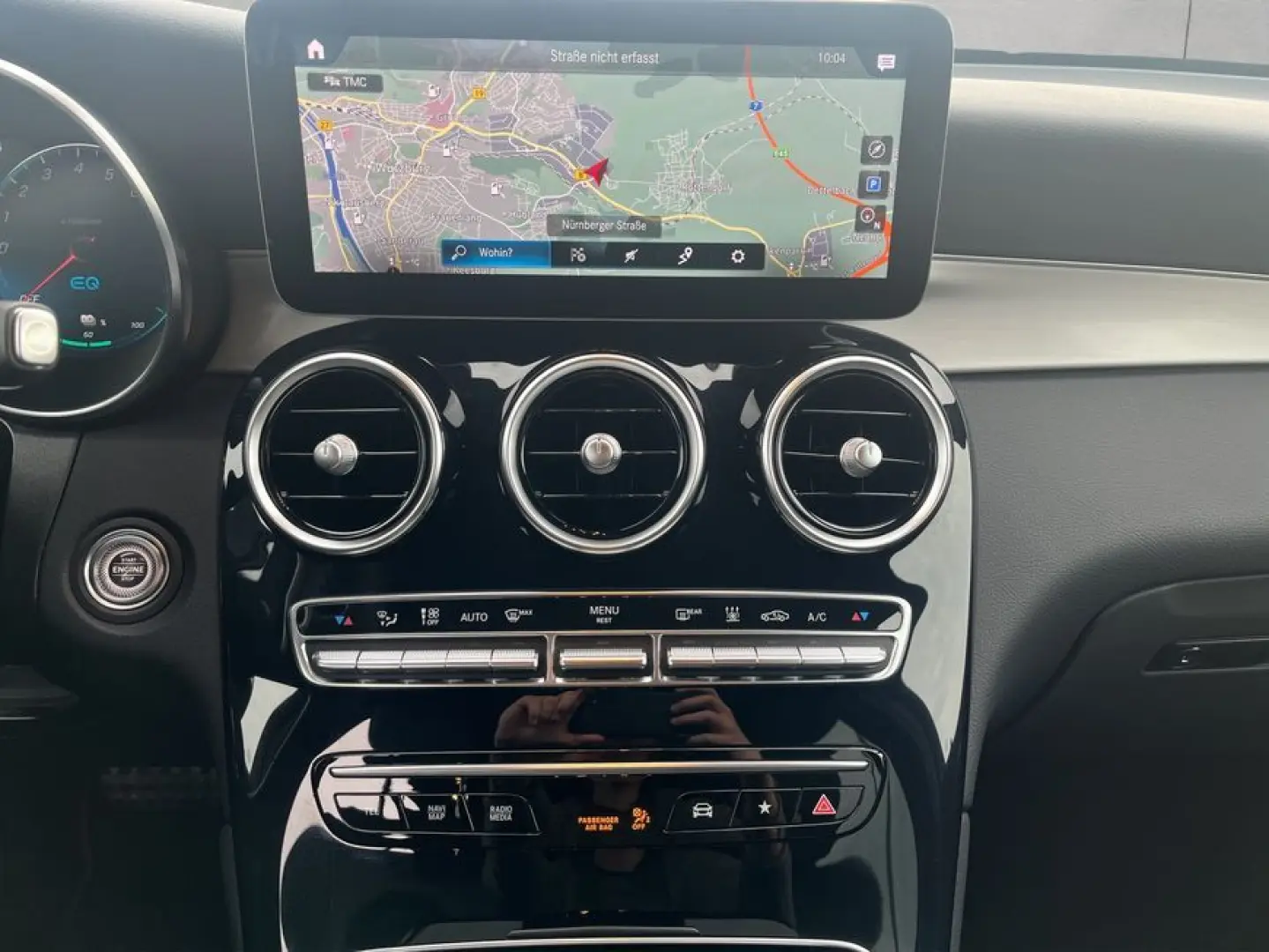 GLC 300 e 4M AMG Night 4xHighEnd AHK Panodach