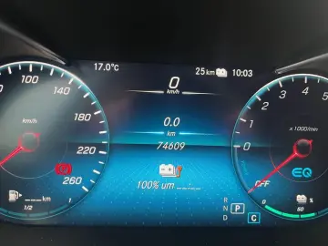 GLC 300 e 4M AMG Night 4xHighEnd AHK Panodach