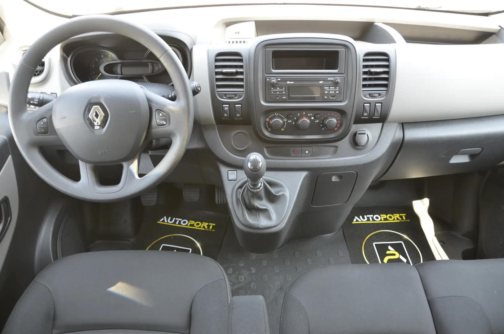 Renault Trafic Combi L2 1.6 Energy Life 8+1 locuri