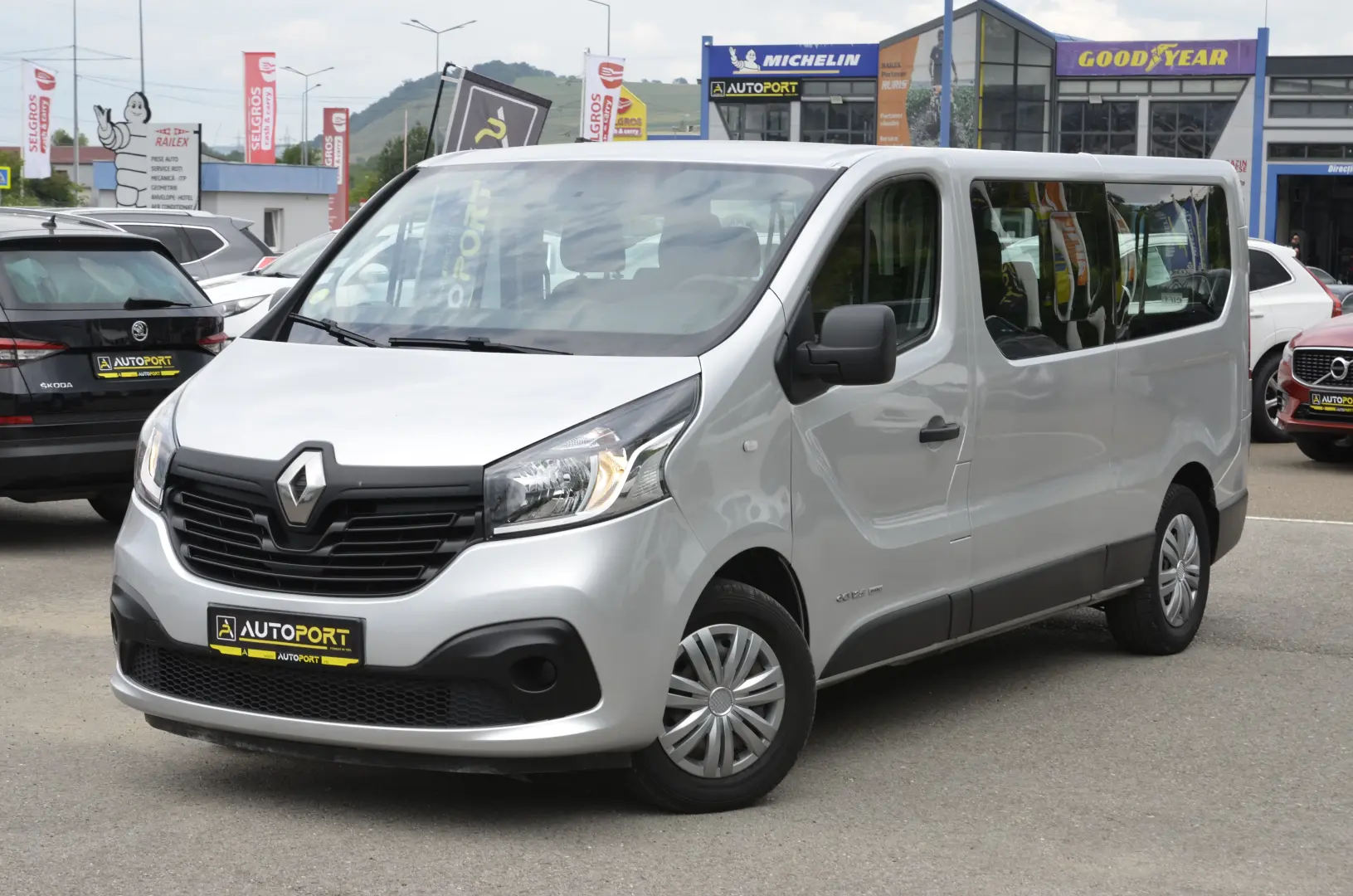 Renault Trafic Combi L2 1.6 Energy Life 8+1 locuri