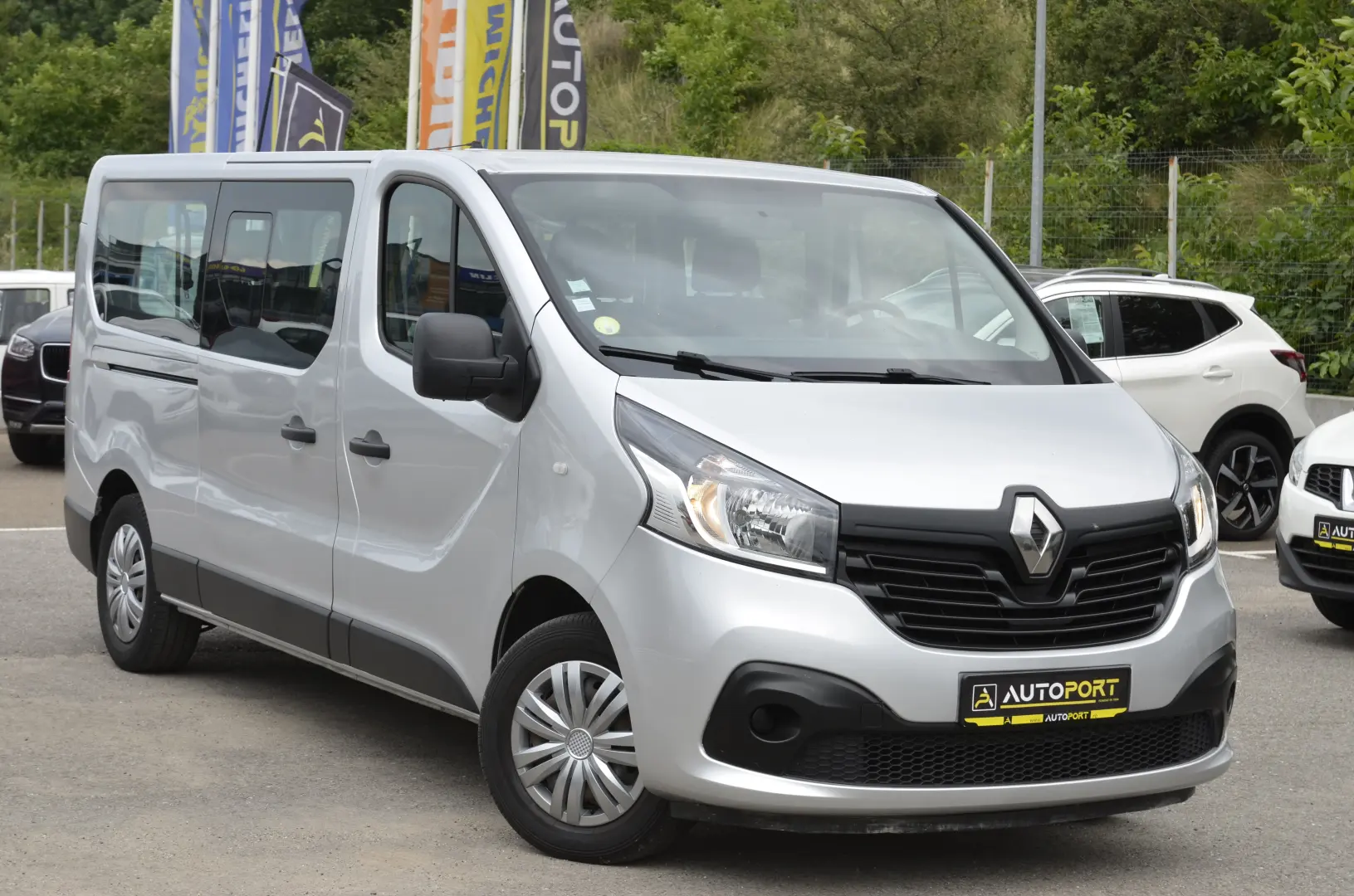 Renault Trafic Combi L2 1.6 Energy Life 8+1 locuri