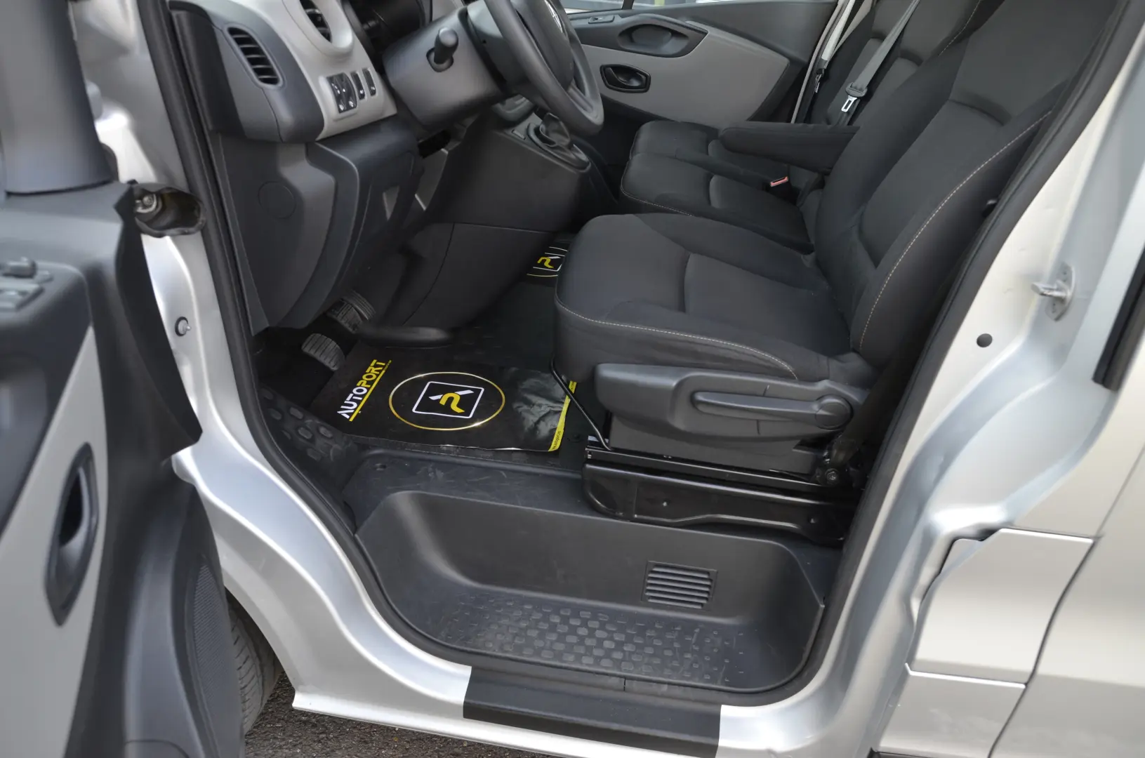 Renault Trafic Combi L2 1.6 Energy Life 8+1 locuri