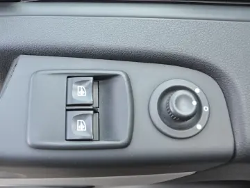 Renault Trafic Combi L2 1.6 Energy Life 8+1 locuri