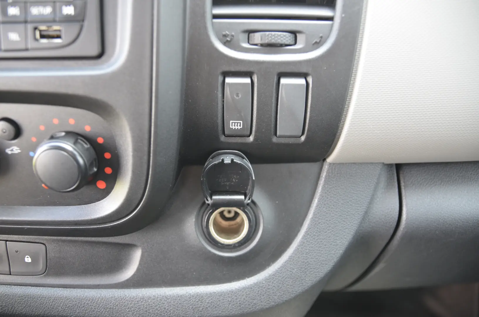 Renault Trafic Combi L2 1.6 Energy Life 8+1 locuri