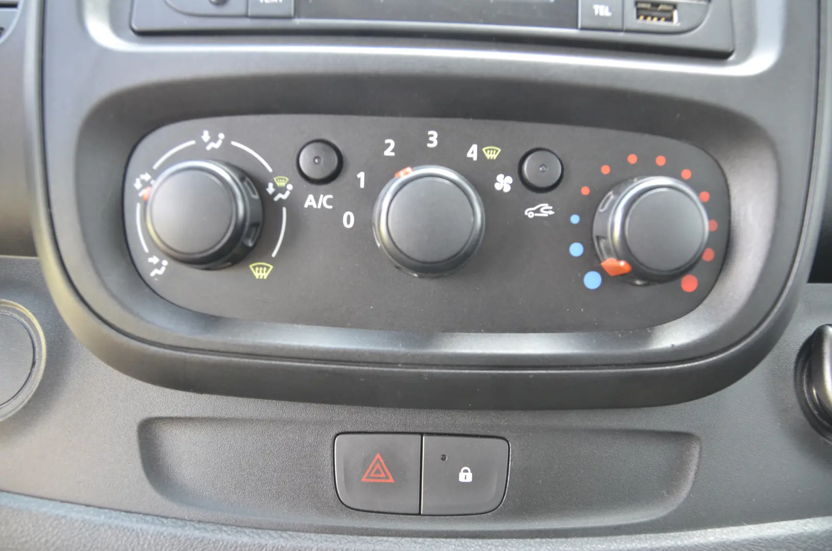 Renault Trafic Combi L2 1.6 Energy Life 8+1 locuri